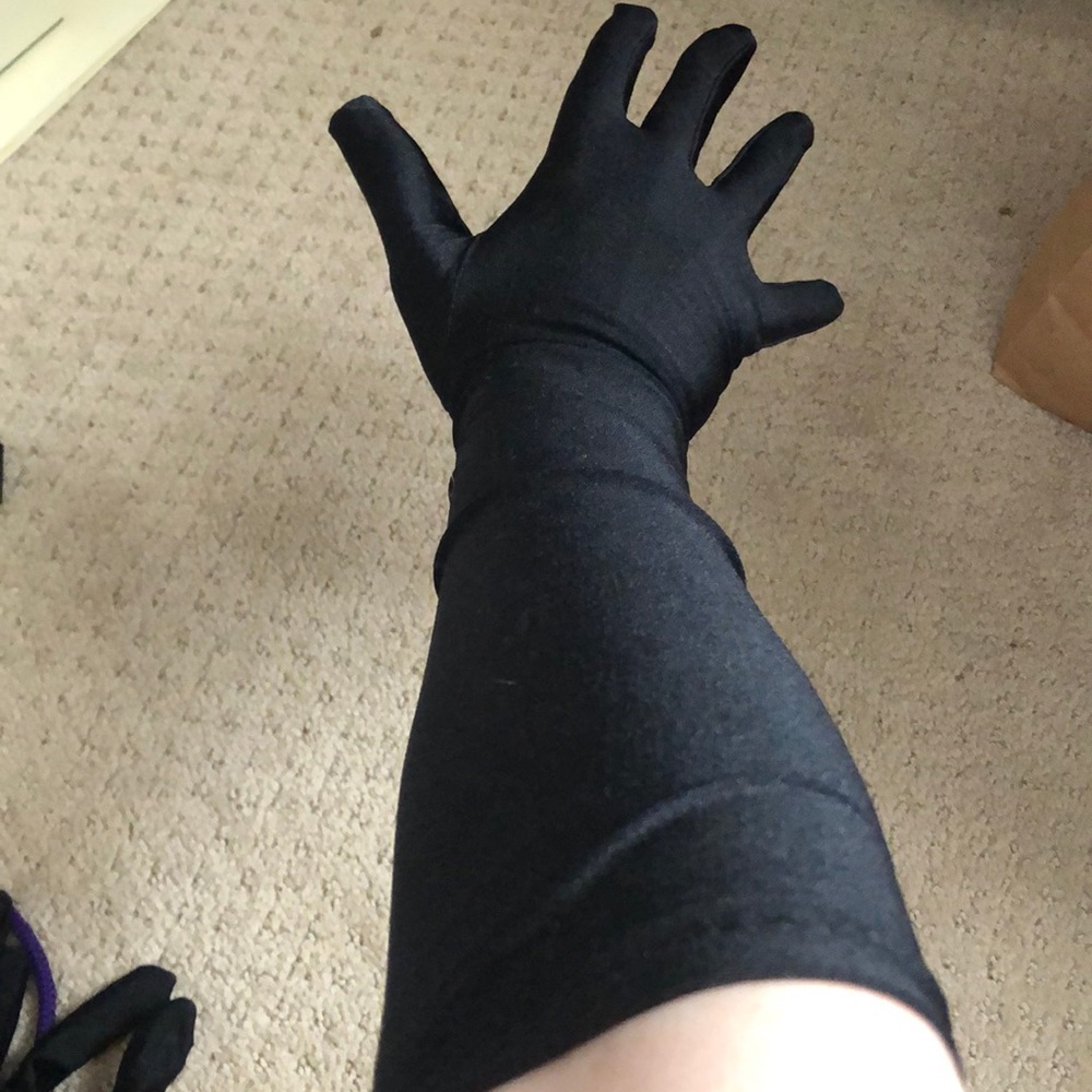 Opera gloves perfect for prom